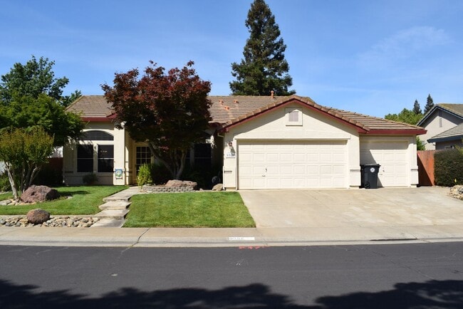 Primary Photo - Resident Benefit Package Property