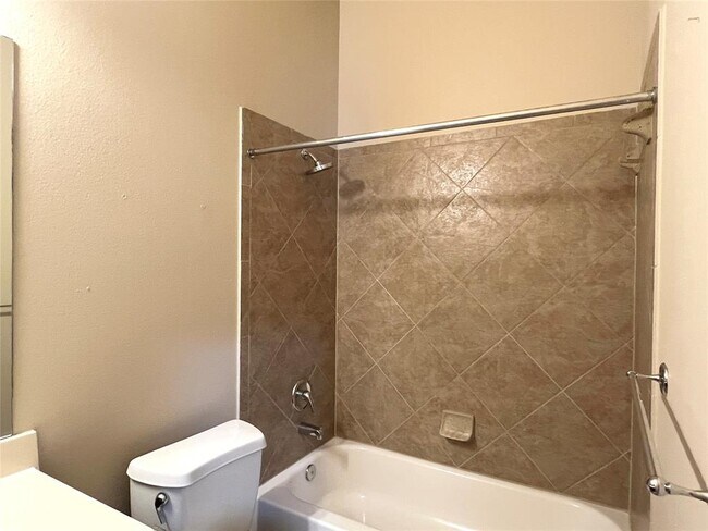 Building Photo - 26203 Ginger Gables Ln