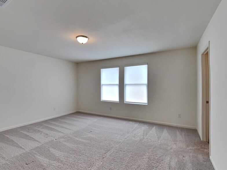 Building Photo - 1803 Washington St