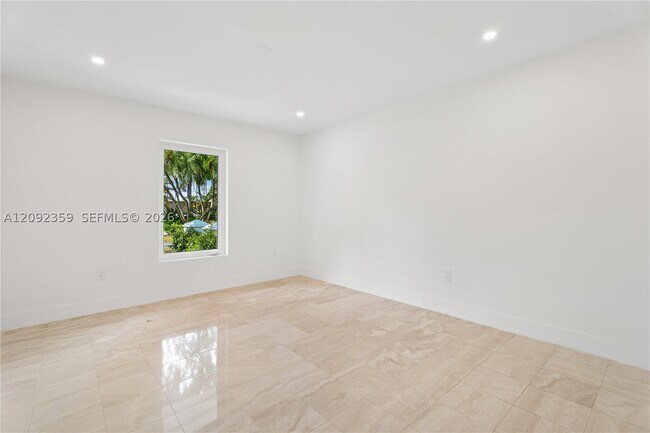 Building Photo - 9365 SW 142nd St