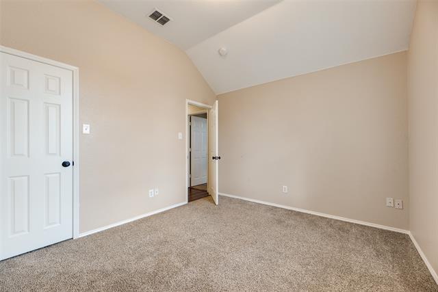 Building Photo - 3404 Pinecone Dr