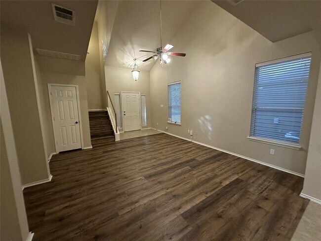 Building Photo - 10214 Maydelle Dr