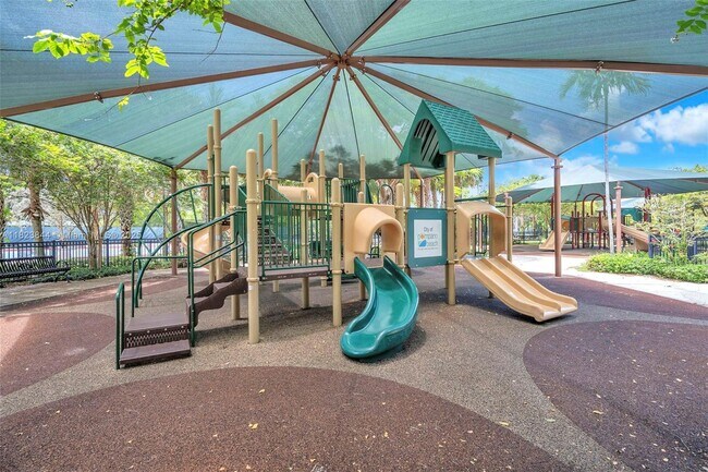 Building Photo - 4000 Cypress Grove Way