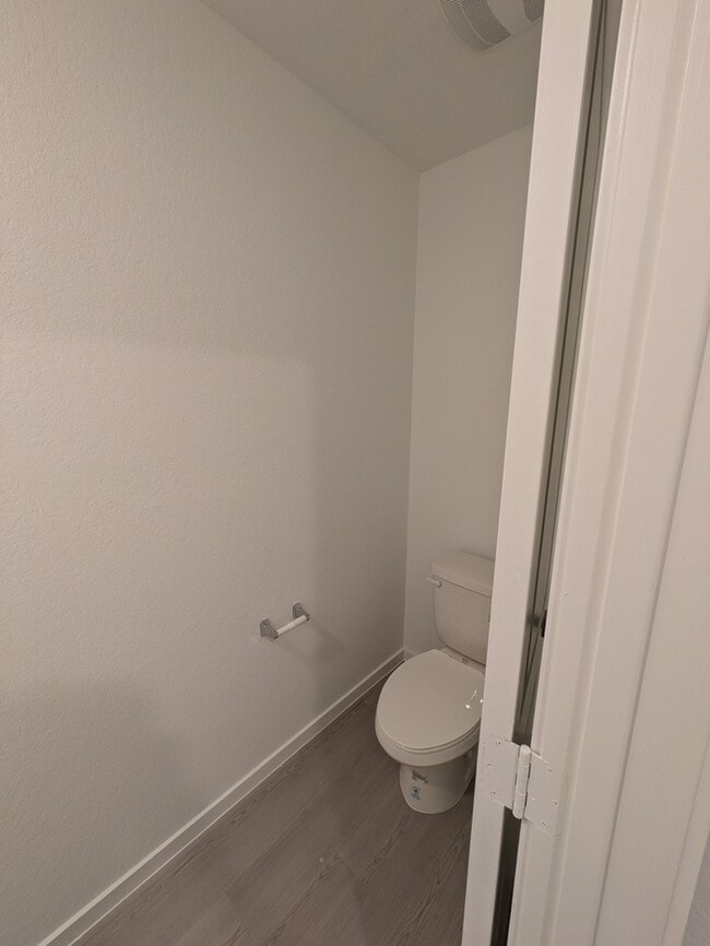 Building Photo - 8535 Willow Bend