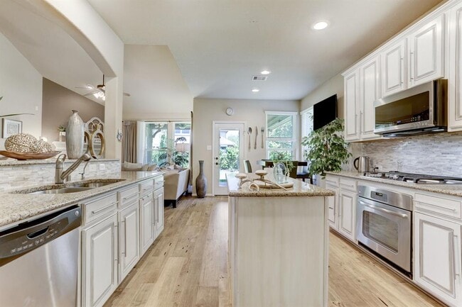 Building Photo - 24714 Crystal Leaf Ln