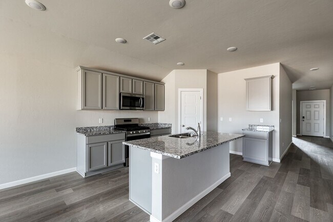 Building Photo - Brand New 4 Bed For Lease in Sara Park