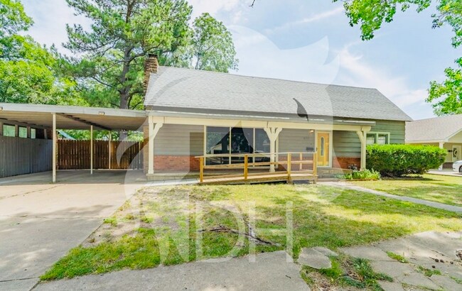 Primary Photo - "Charming 3-Bedroom Oasis with 2 Full Baths in the Heart of Vinita!"