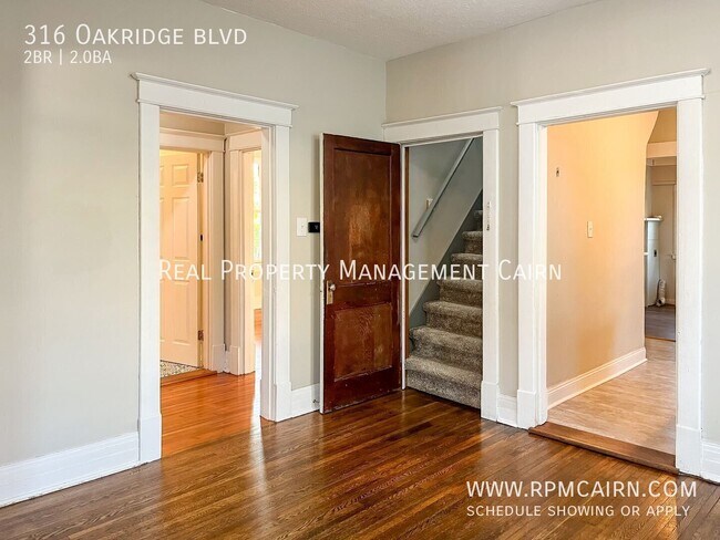 Building Photo - 316 Oakridge Blvd