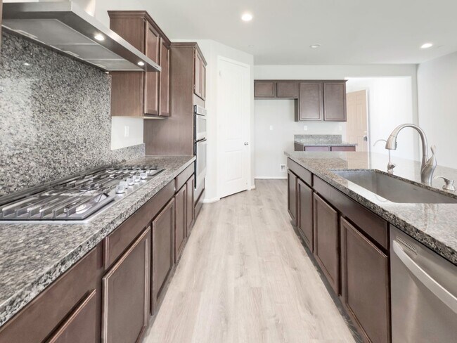 Building Photo - Beautiful 2 Story 5 Bedroom SOLAR Home + L...