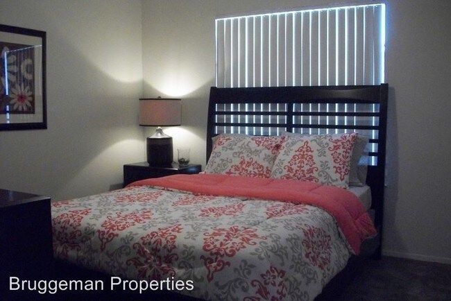 Building Photo - 101 S Twin Creek Dr