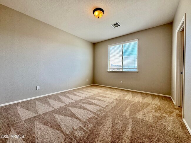 Building Photo - 4521 W Paseo Way