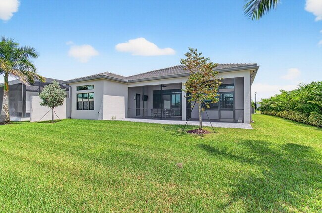 Building Photo - 11281 White Balsam Ave