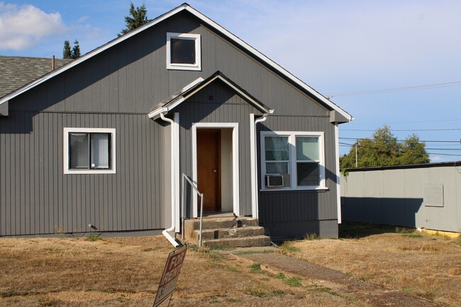 Primary Photo - 33565 Cherry Way