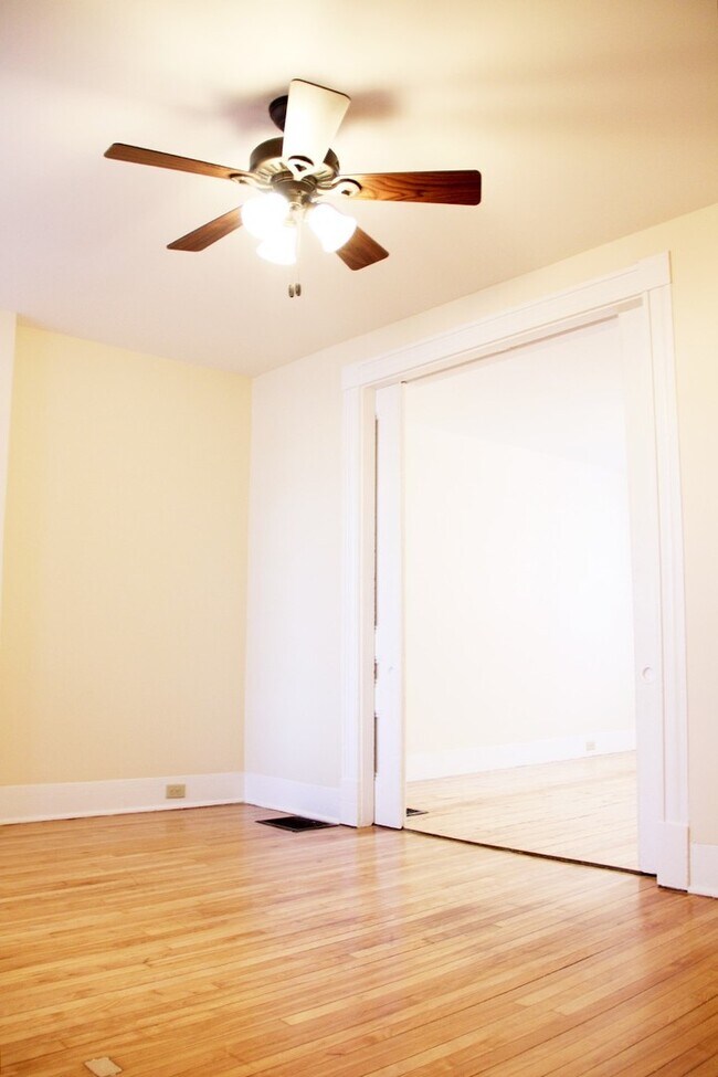 Building Photo - 147 N Union St