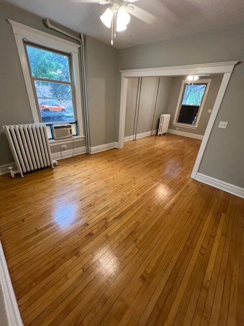 Building Photo - 132 Circle Ave