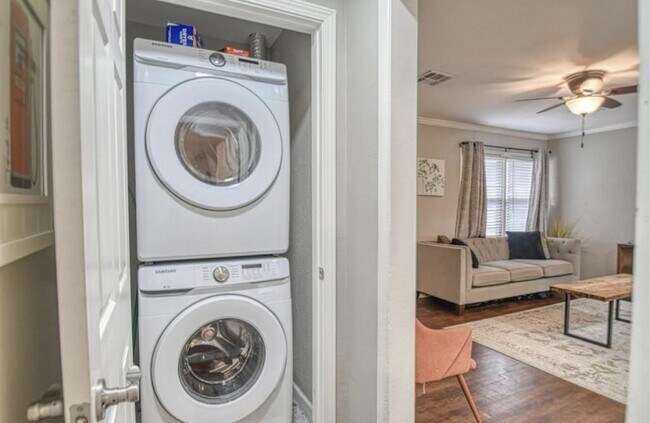 Building Photo - 4508 NW 34th St