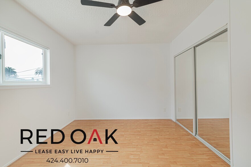 Building Photo - 4037 McLaughlin Ave