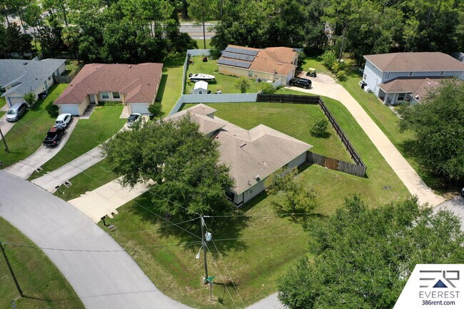 Building Photo - 71 Wellwood Ln