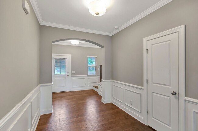 Building Photo - Welcome to Filbin Creek — North Charleston...
