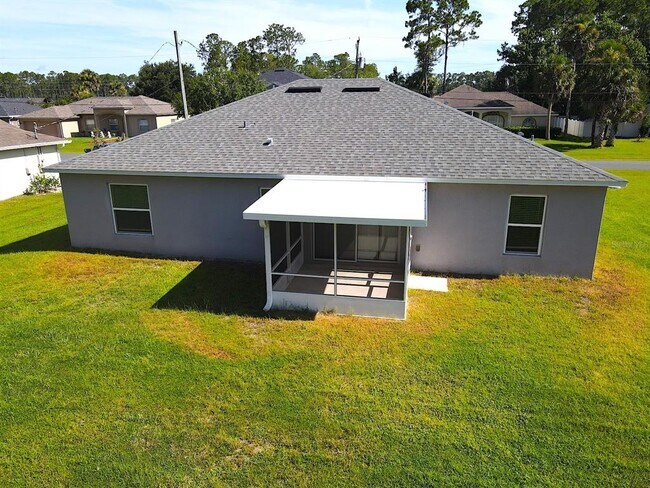 Building Photo - 32 Postman Ln