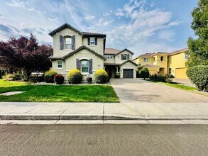 Building Photo - 11113 Messina Way