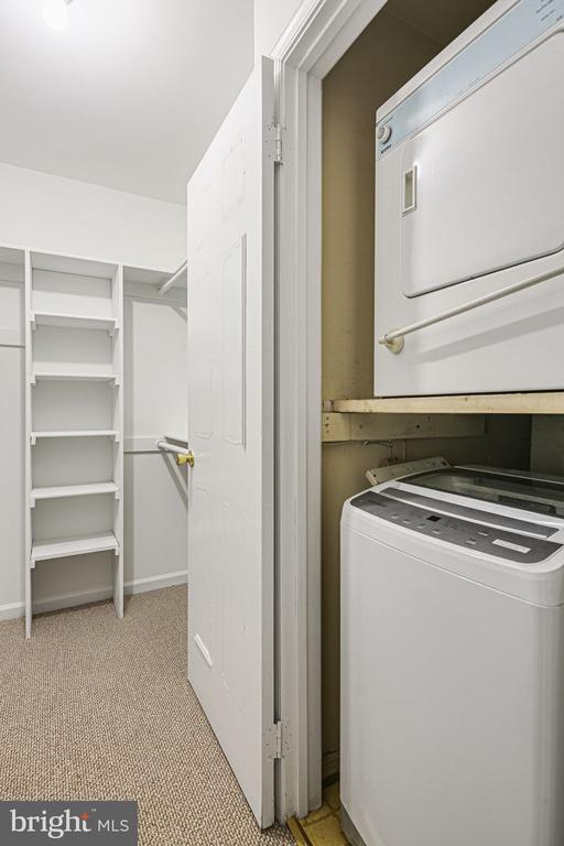 Building Photo - 13027 Shadyside Ln