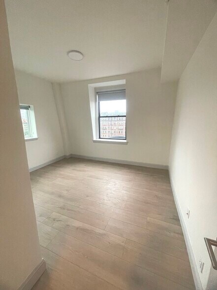 Building Photo - 623 Commonwealth Ave