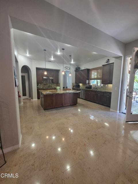 Building Photo - 3256 Sitio Tortuga