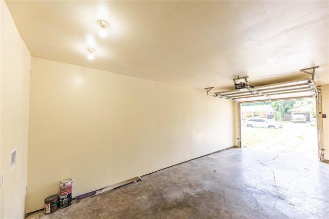 Building Photo - 2627 Tealford Dr