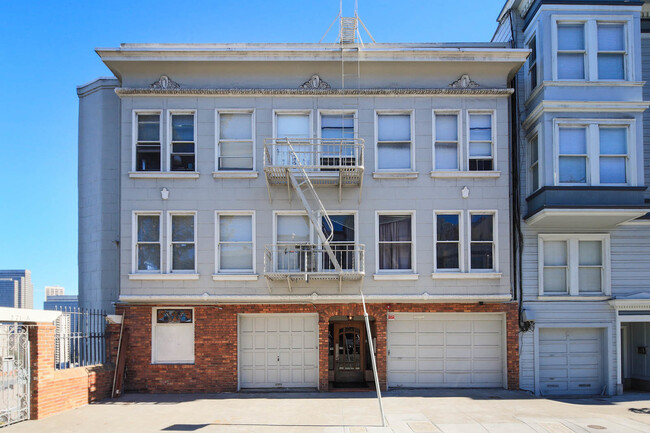 Building Photo - 267 Green St