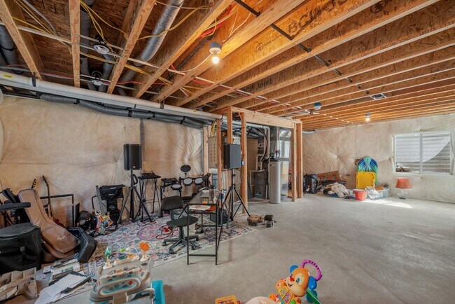 Building Photo - 3477 N Finch Ln
