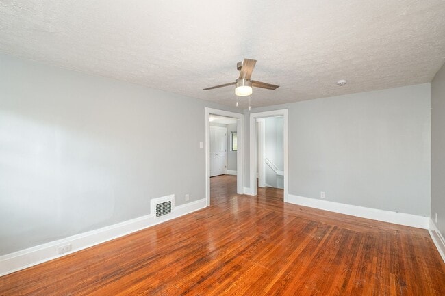 Building Photo - 2128 Crane Ave