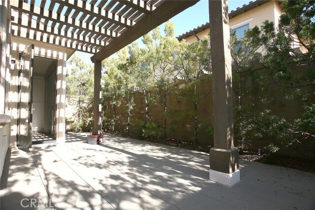 Building Photo - 125 Full Sun