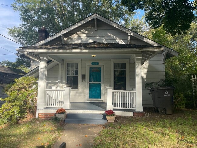 Building Photo - 421 Duke St SW