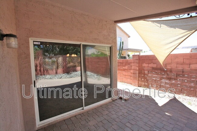 Building Photo - 15710 N 34th St