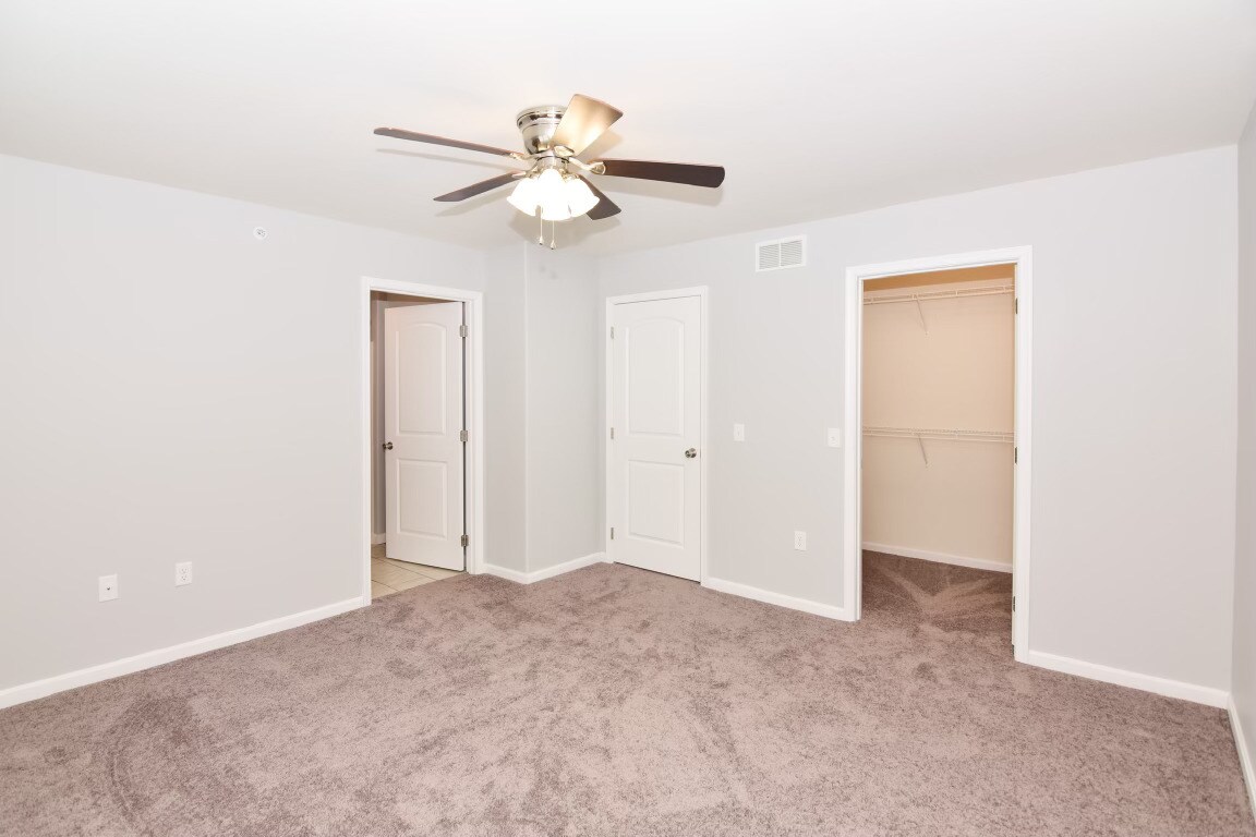 Building Photo - 2796 Monticello Ln