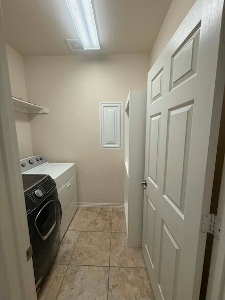 Building Photo - 19806 Amber Village Ln