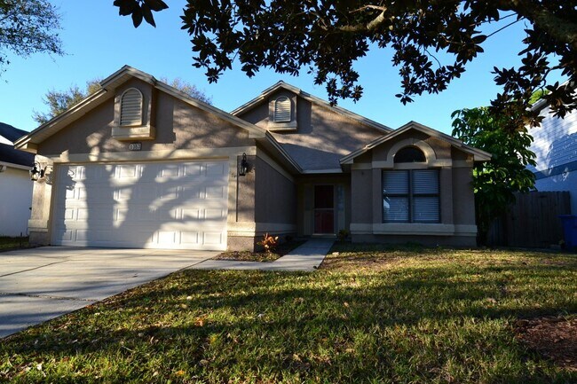 Primary Photo - Gorgeous fully upgraded pool home in Ovied...