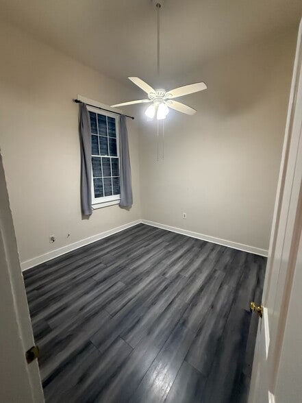 Building Photo - 1008 Josephine St