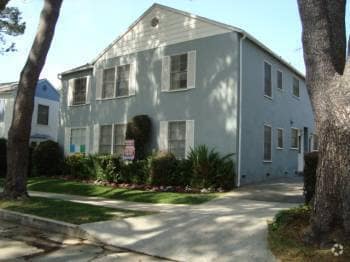 Building Photo - 609 Kelton Ave