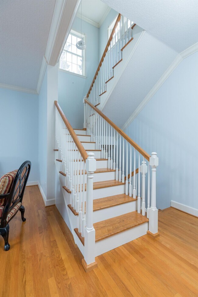 Building Photo - 313 S Forest Dune Dr