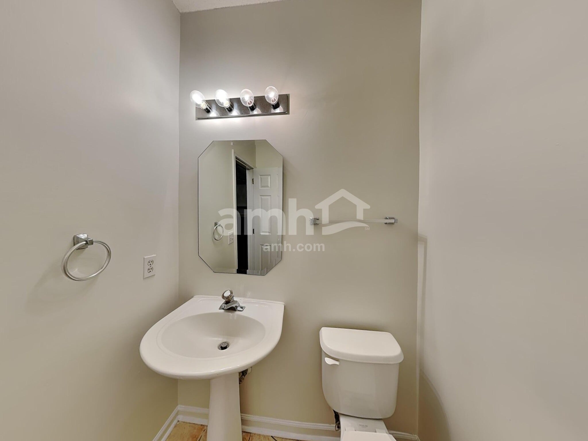 Building Photo - 6817 Reedy Creek Rd