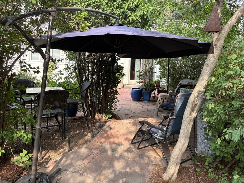 Fenced Backyard patio - 555 Saulsbury St