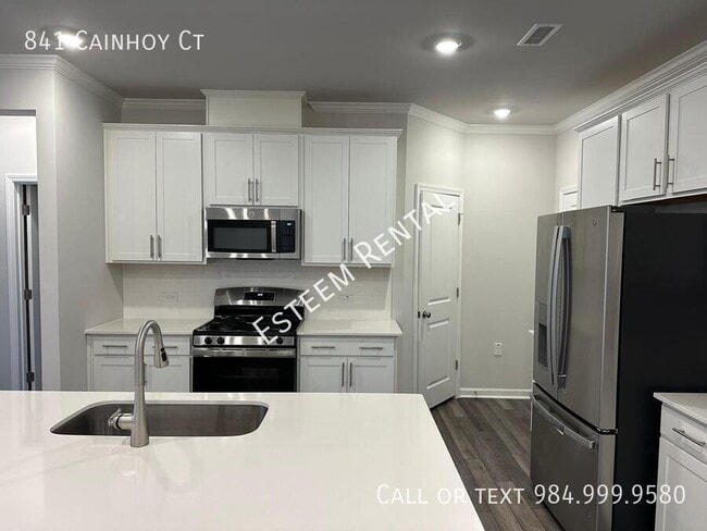 Building Photo - 841 Cainhoy Ct