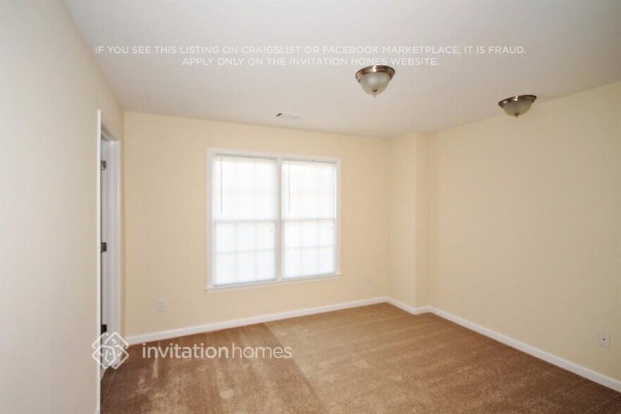 Building Photo - 2049 Mapmaker Dr NE