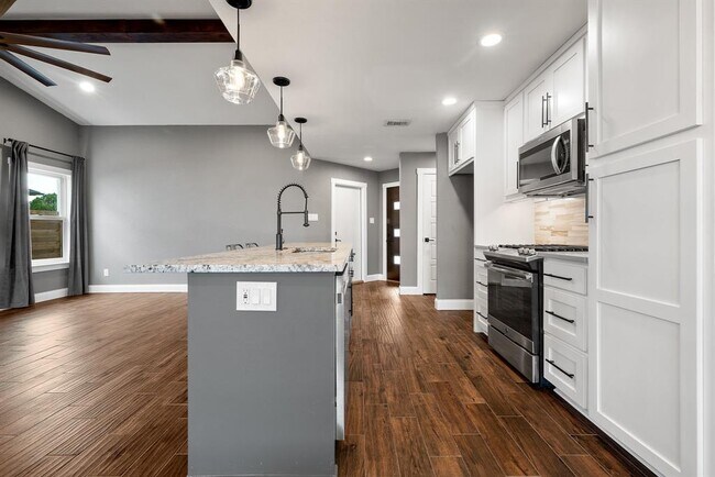 Building Photo - 5143 Ganymede Dr