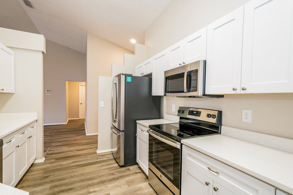 Building Photo - 1434 Lakehurst Way