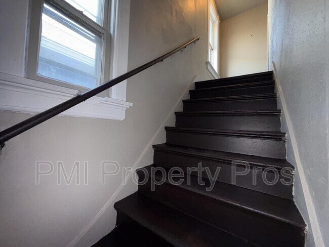 Building Photo - 1943 N 38th St