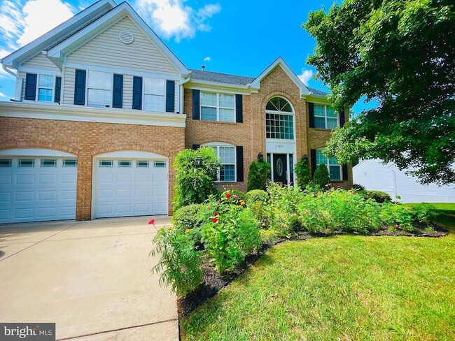 Primary Photo - 11601 Gunpowder Dr