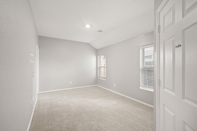 Building Photo - 7823 Winward Rdg Wy